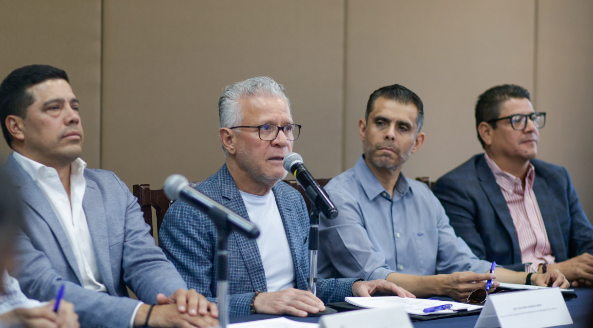 MUNICIPIO DE AGUASCALIENTES Y PATRONATO DE LA FERIA FIRMAN CONVENIO ...
